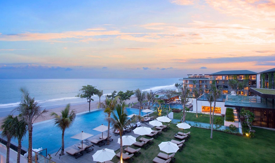 Where to go for sunset views in Seminyak Bali Indonesia - Alila Seminyak Beach Bar