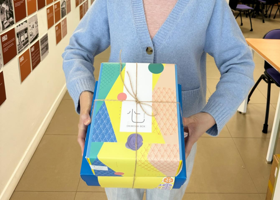 okimochi box - christmas gifts for colleagues