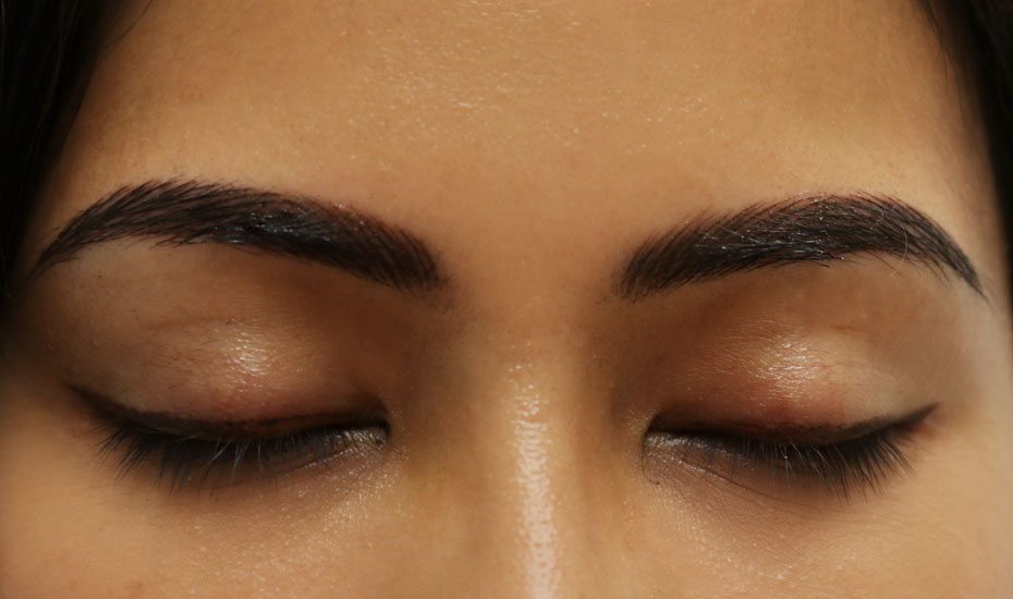 Eyebrow guide: eyebrow microblading