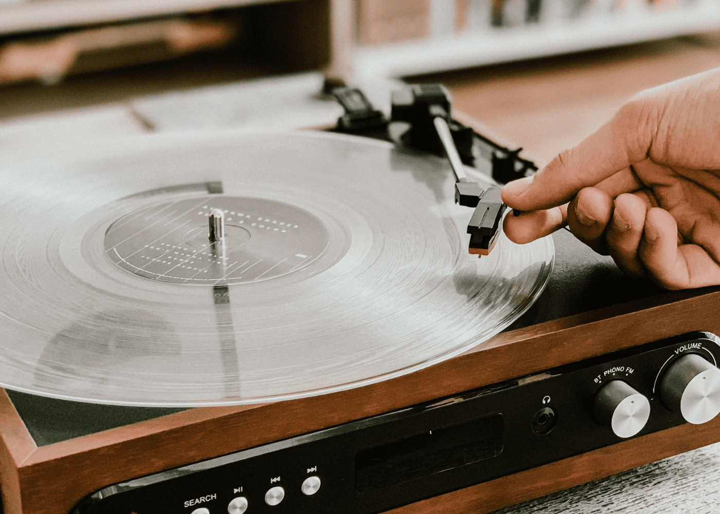 Record stores in Singapore | Victrola Record Players via Unsplash
