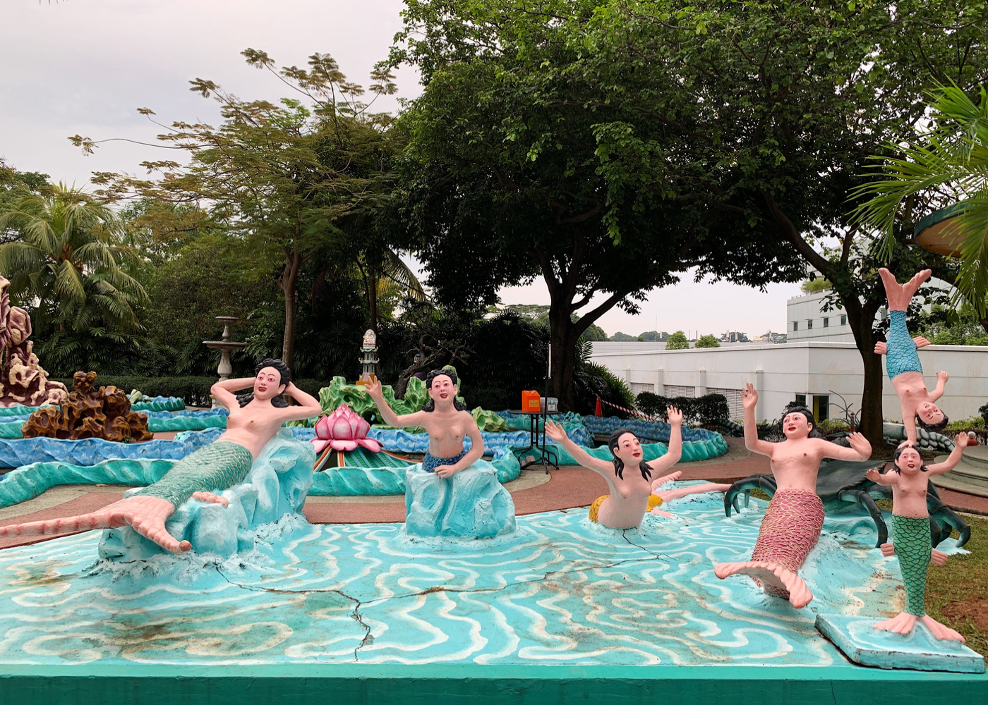 Haw par villa | Mermaids have been part of Chinese mythology since 4 BC.