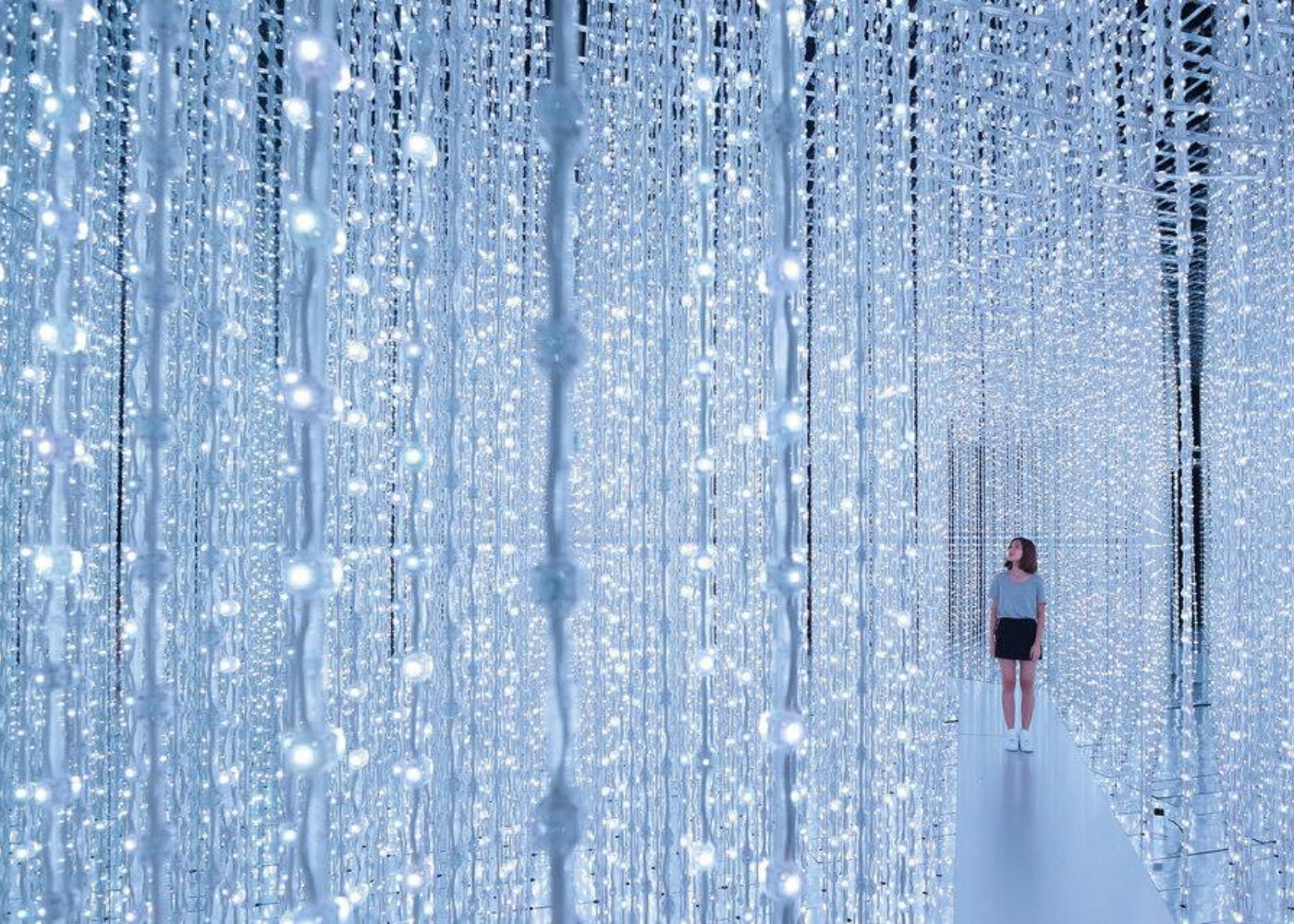 Crystal Universe | romantic proposal ideas in Singapore